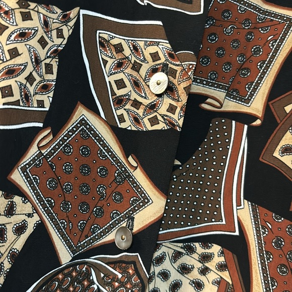 VTG Jaeger faux silk button down - Picture 2 of 5